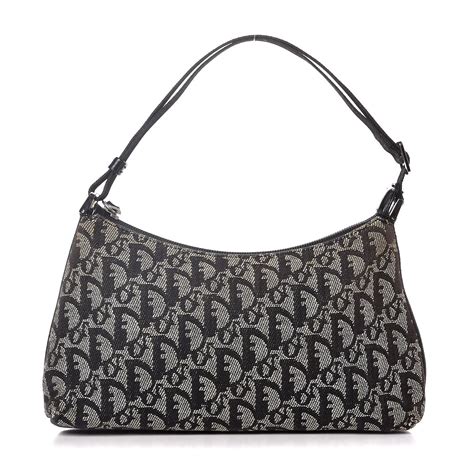 dior pouch shoulder bag